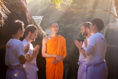 Ý nghĩa cốt lõi của năm giới và sự bình an của bản thân 