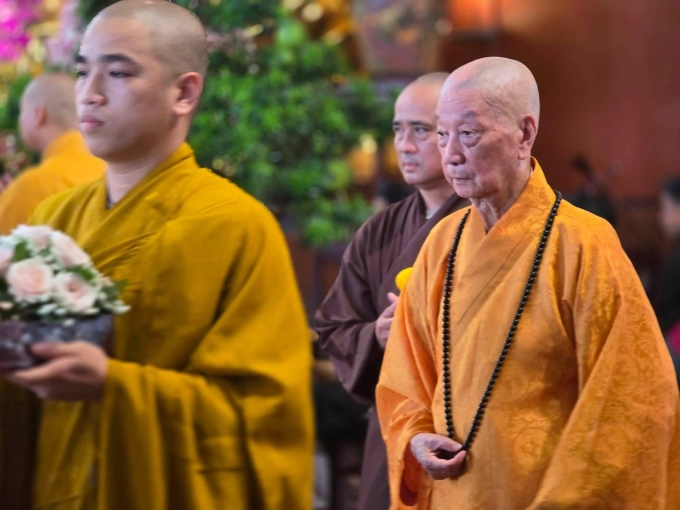 Ý nghĩa của hai chữ 'Quang lâm'