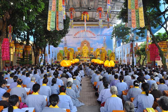 Ngày tu an lạc tháng chín năm Giáp Ngọ tại chùa Bằng