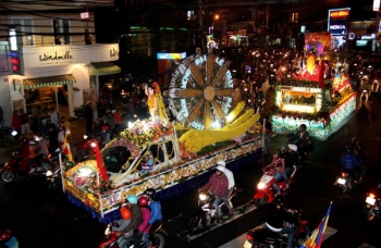 Món nợ Phật đản