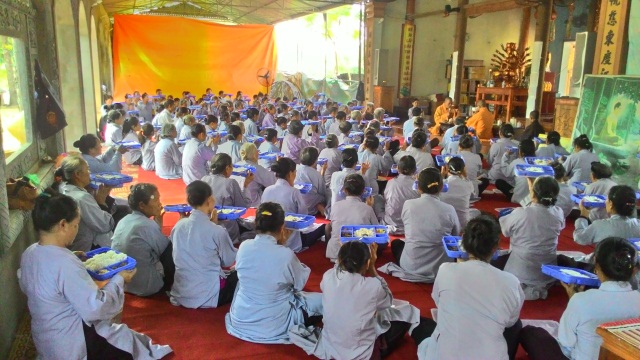 Chùa Xuân Đài tổ chức tu Bát quan trai giới